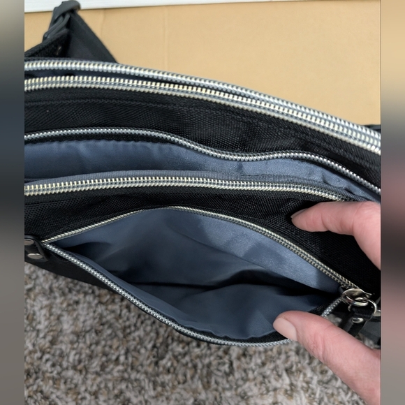 Harvest Label 2-Way Cross Pack - Picture 4 of 11